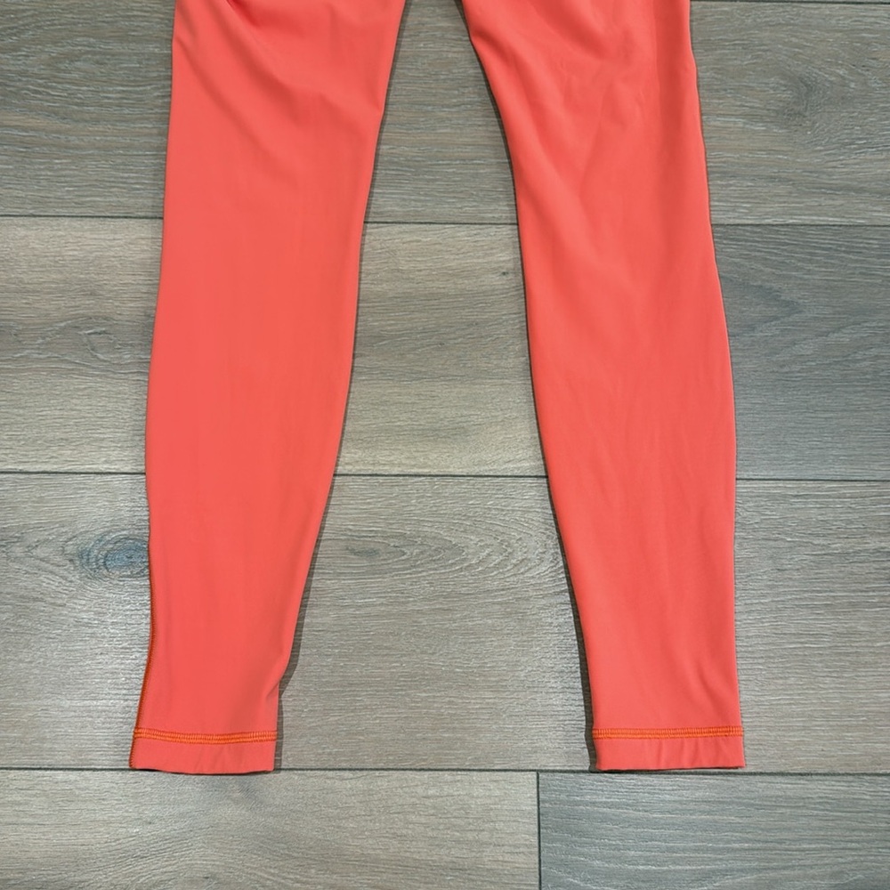 LULULEMON Warm Coral Wunder Under High-Rise Tight 28" Full-On Luxtreme Size 6 - Picture 7 of 13